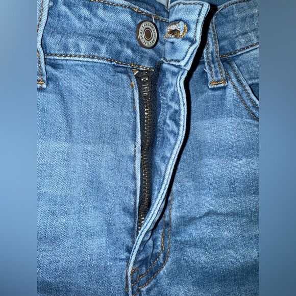 Kancan light wash midrise Denim Distressed Women Shorts size 9/28 #713 - Picture 5 of 8